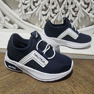 NEW Nautica Kids Navy Blue Sneakers size 6
